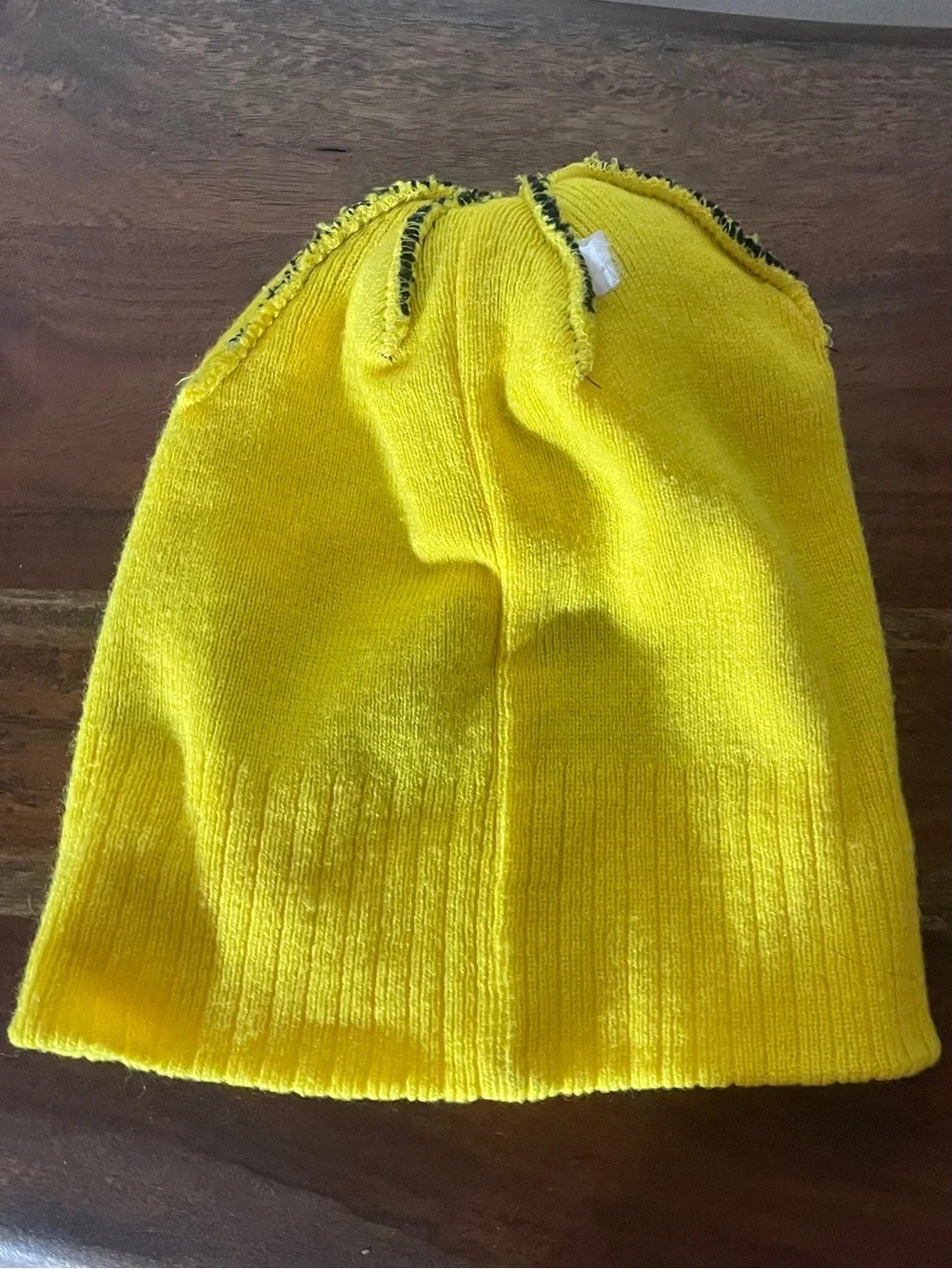 OneHockey Black Yellow Pom Pom Beanie Unisex Hockey Winter Hat